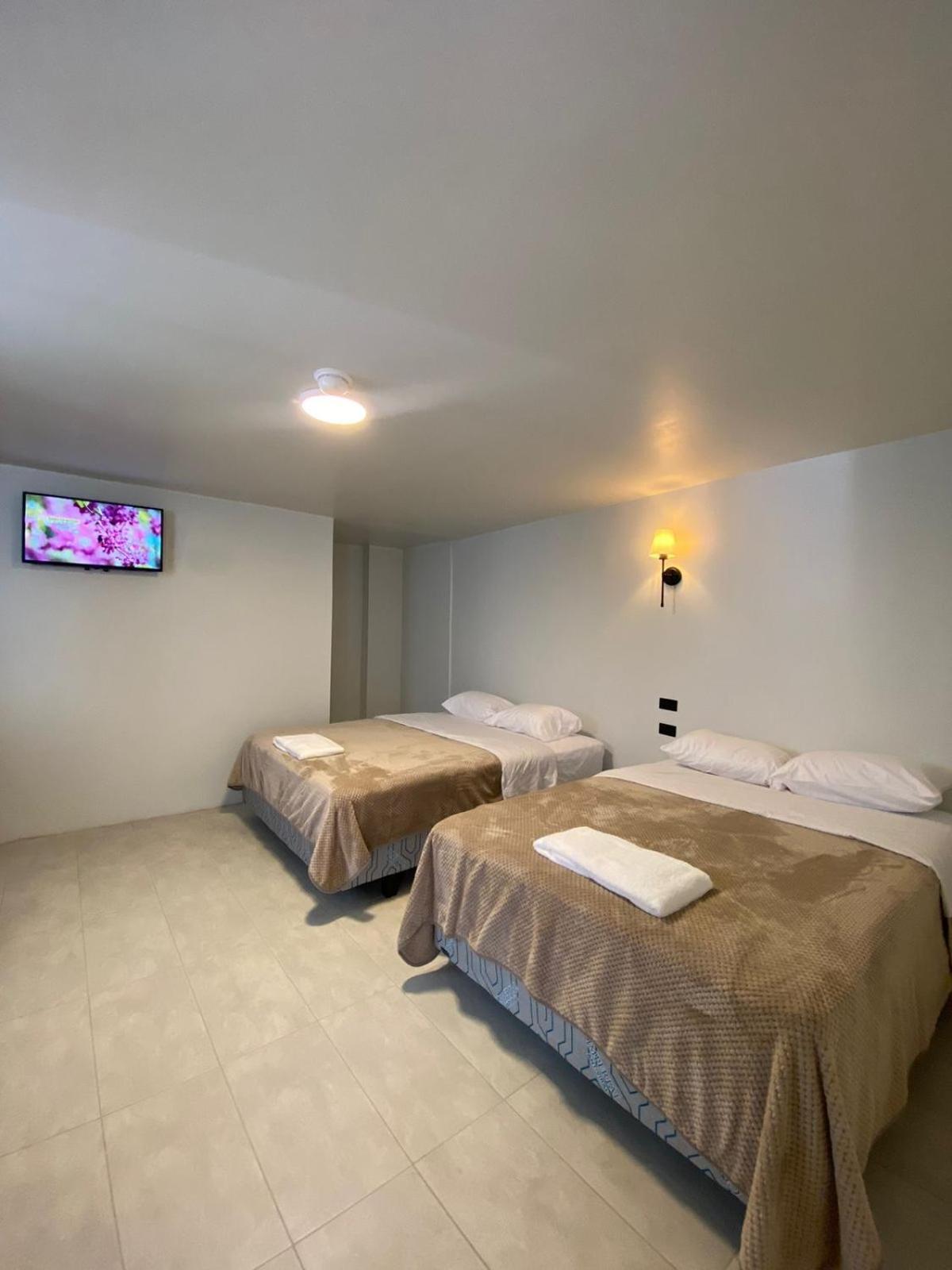 Hotel Bombay Baños Dış mekan fotoğraf